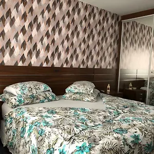  Quarto em Acomodações Particulares Central Nany
